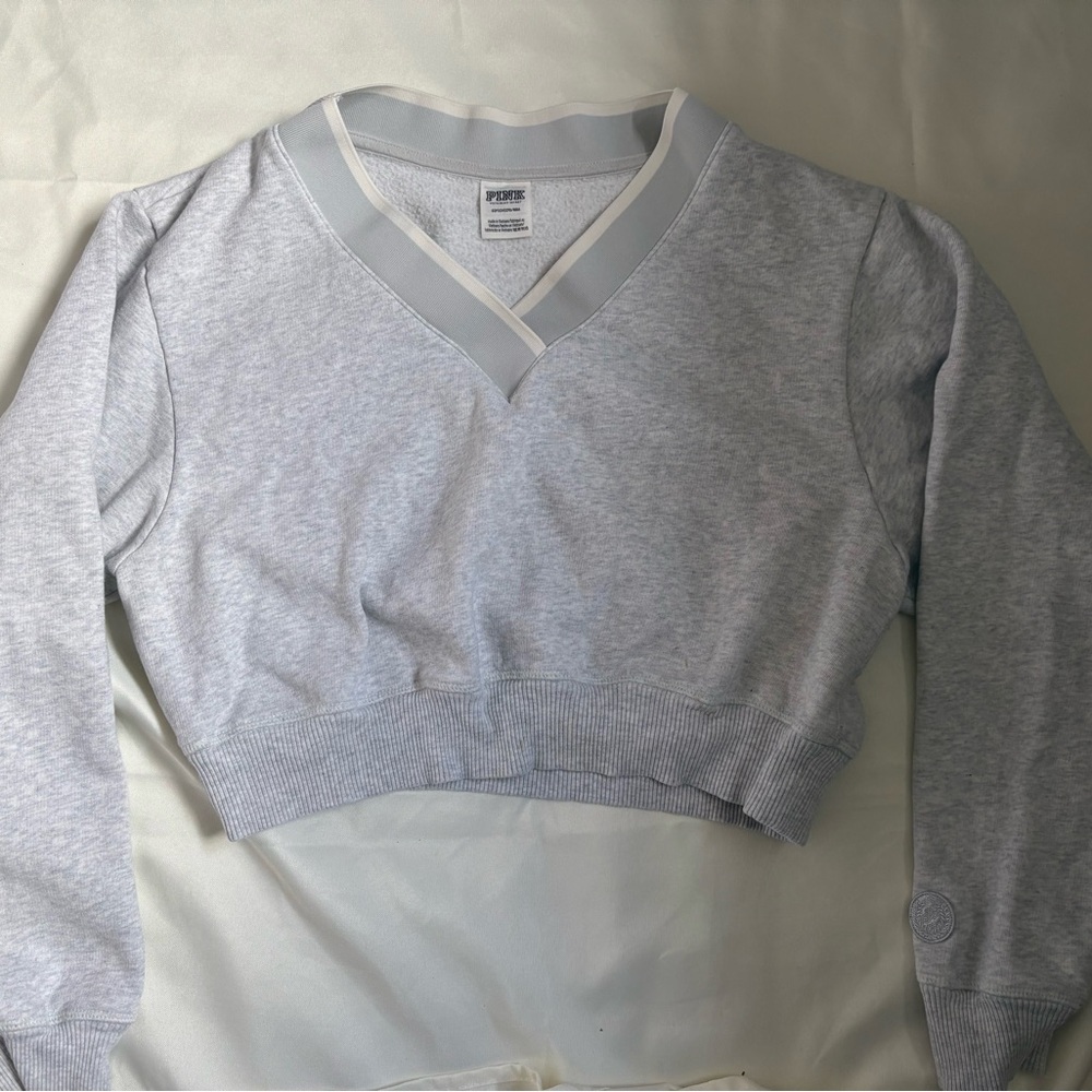 PINK Gray V-Neck Cropped Sweatshirt